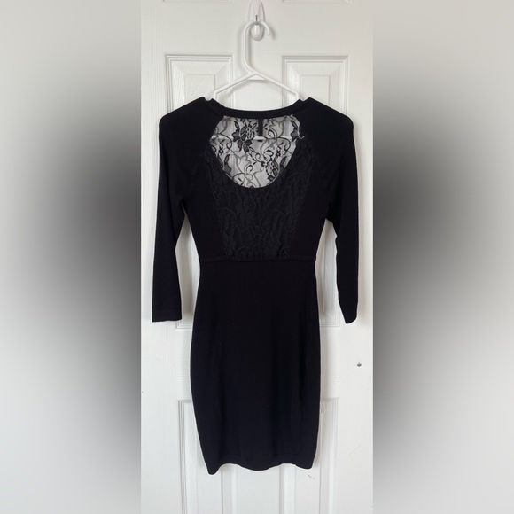 Guess Long Sleeved Black U-neck Dress with Lace Floral Detail Back - Picture 4 of 5